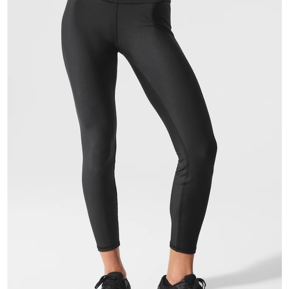 Alo High-Waist Airlift Leggings - Picture 3 of 9